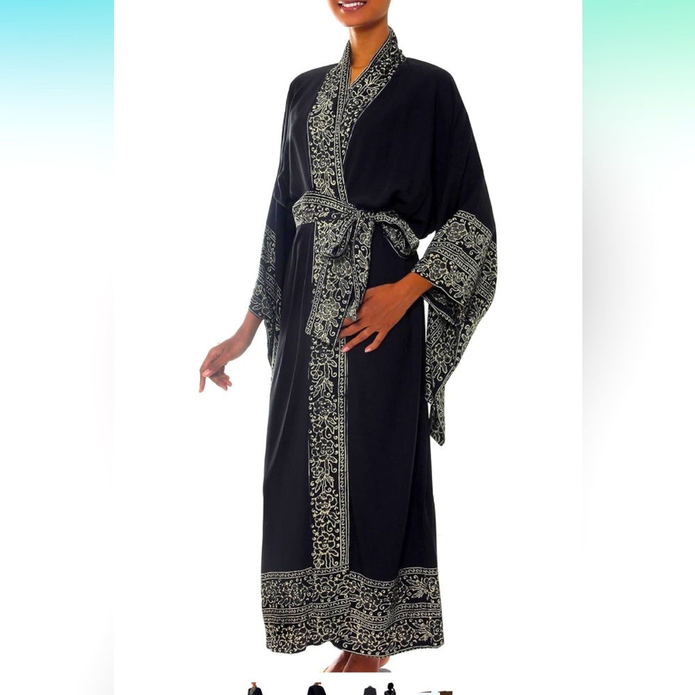 Novica Bali batik rayon kimono robe w/tie black/white one size